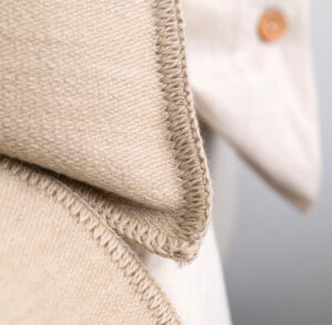 Moyha woolen cushion 40x69